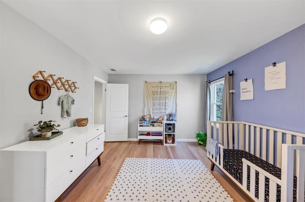 330 Knoll Woods Drive, Roswell, Georgia image 33