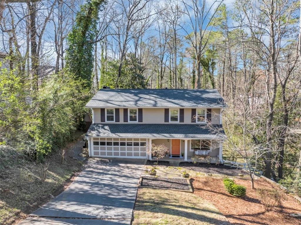 330 Knoll Woods Drive, Roswell, Georgia image 3