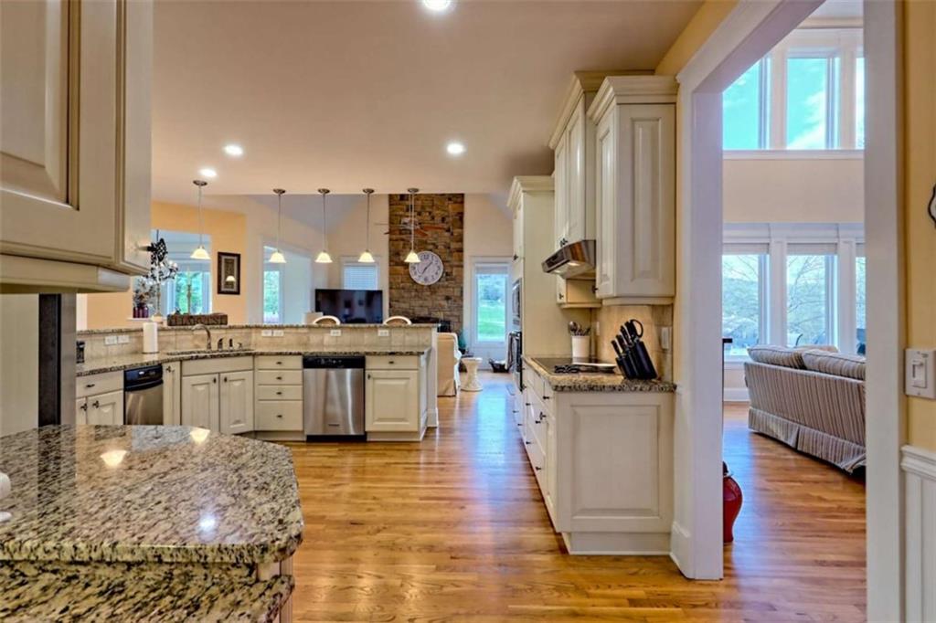 526 Orchard Drive, Clarkesville, Georgia image 27