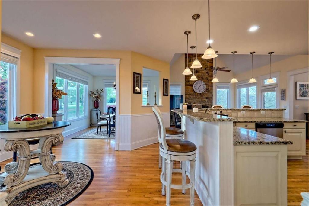 526 Orchard Drive, Clarkesville, Georgia image 30