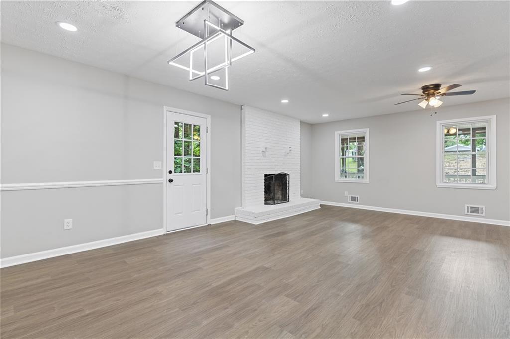 353 Old Rosser Road, Stone Mountain, Georgia image 16