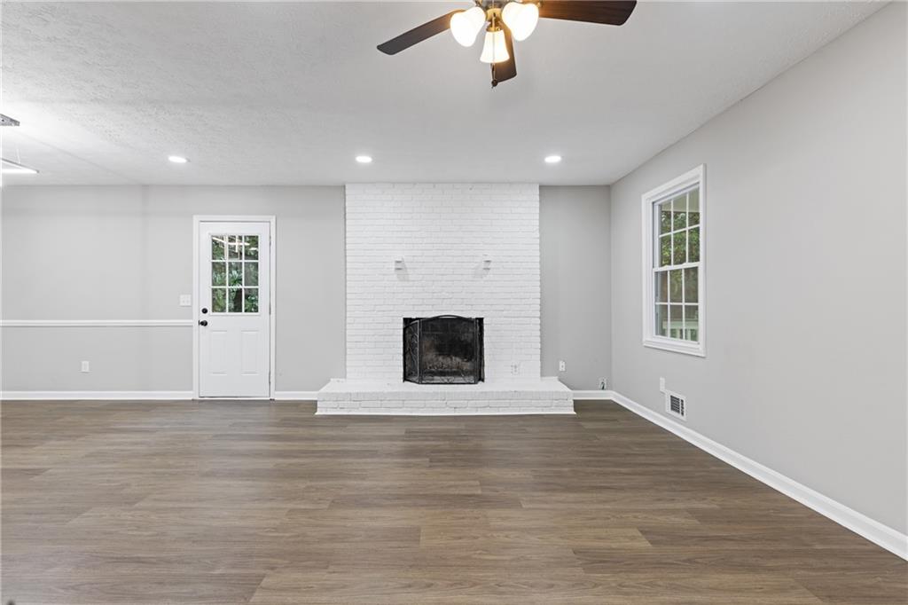 353 Old Rosser Road, Stone Mountain, Georgia image 17