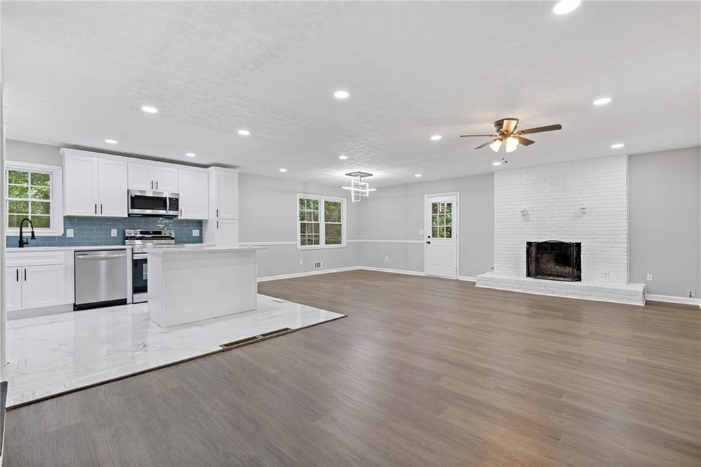 353 Old Rosser Road, Stone Mountain, Georgia image 6