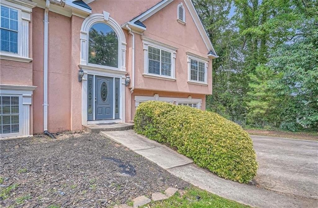 5046 Sunbrook Drive NW