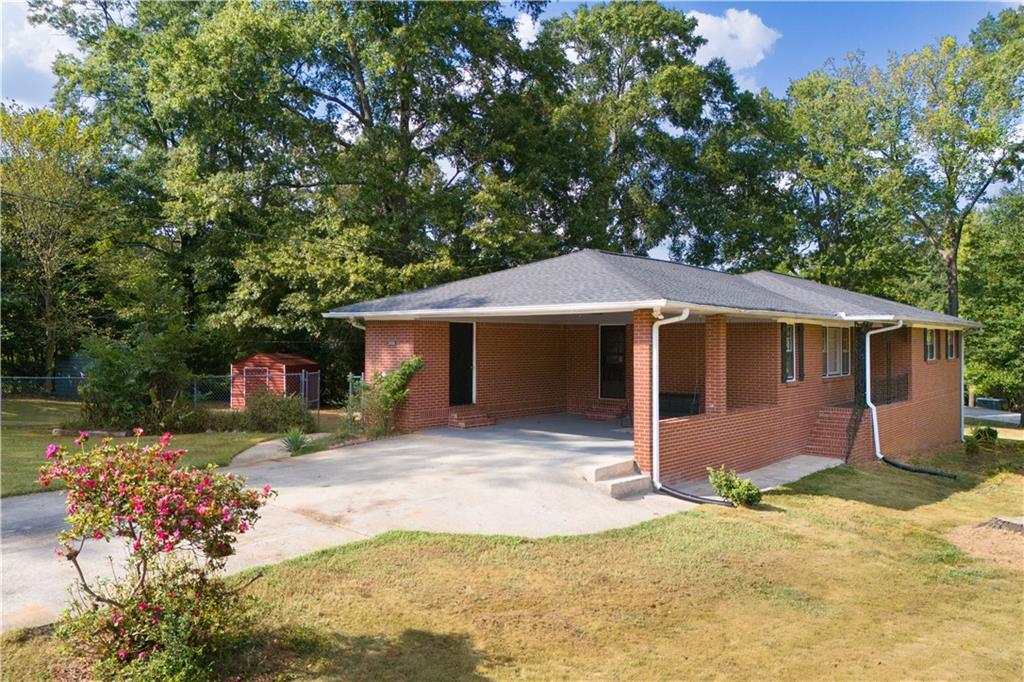 3888 Lindley Circle