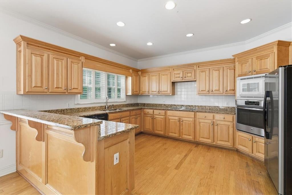 2021 Cockrell Pointe NW