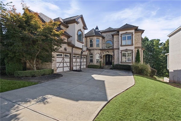 3383 JAMONT BLVD, JOHNS CREEK, GA 30022 - Image 4ae0af32d77ab684bced2c6b683747ba/809585162
