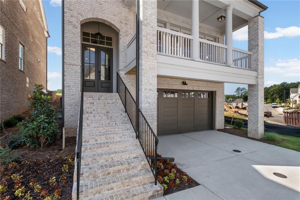 3465 Commander Cove