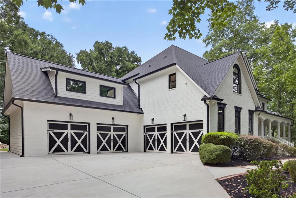 651 Vinings Estates Drive