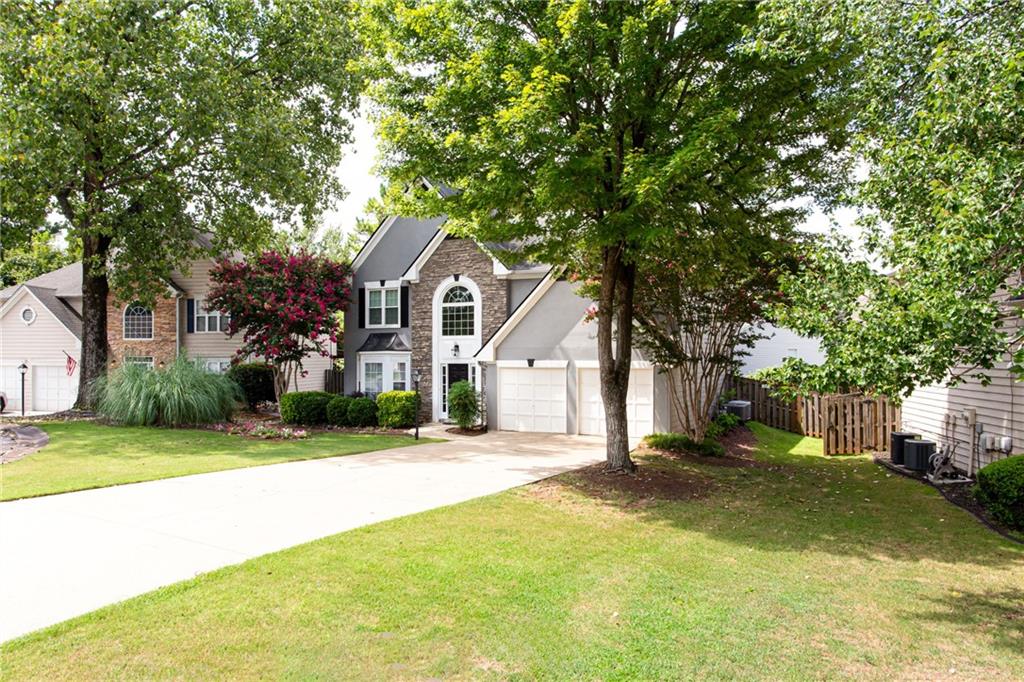 1374 Treewood Trail