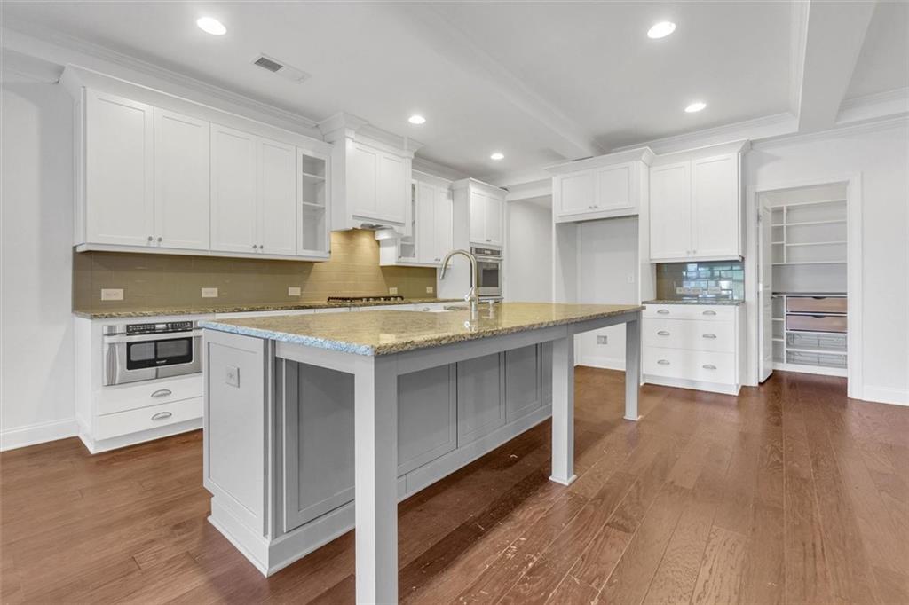 SWEETBRIAR FARMS - Residential
