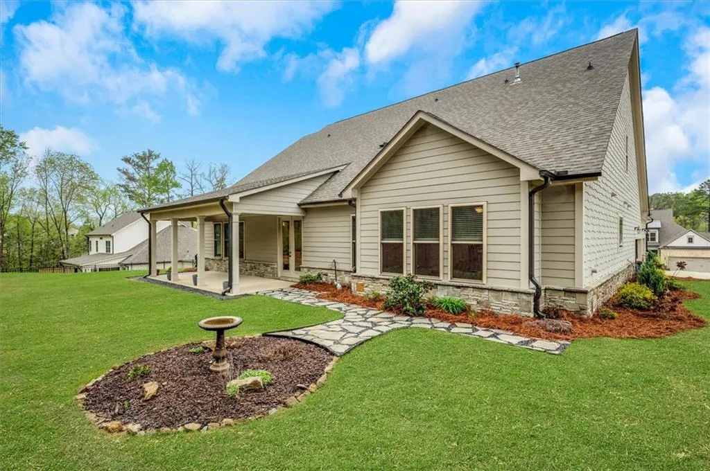 Acworth, Georgia 30101, United States, 3 Bedrooms Bedrooms, ,4 BathroomsBathrooms,Residential,Active,104702