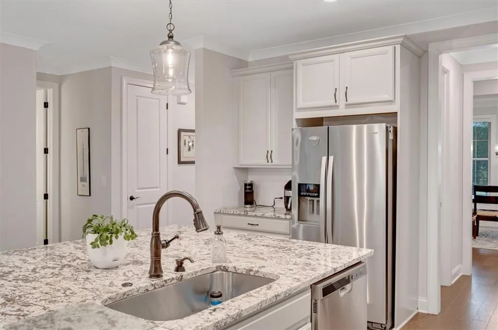 Acworth, Georgia 30101, United States, 3 Bedrooms Bedrooms, ,4 BathroomsBathrooms,Residential,Active,104702