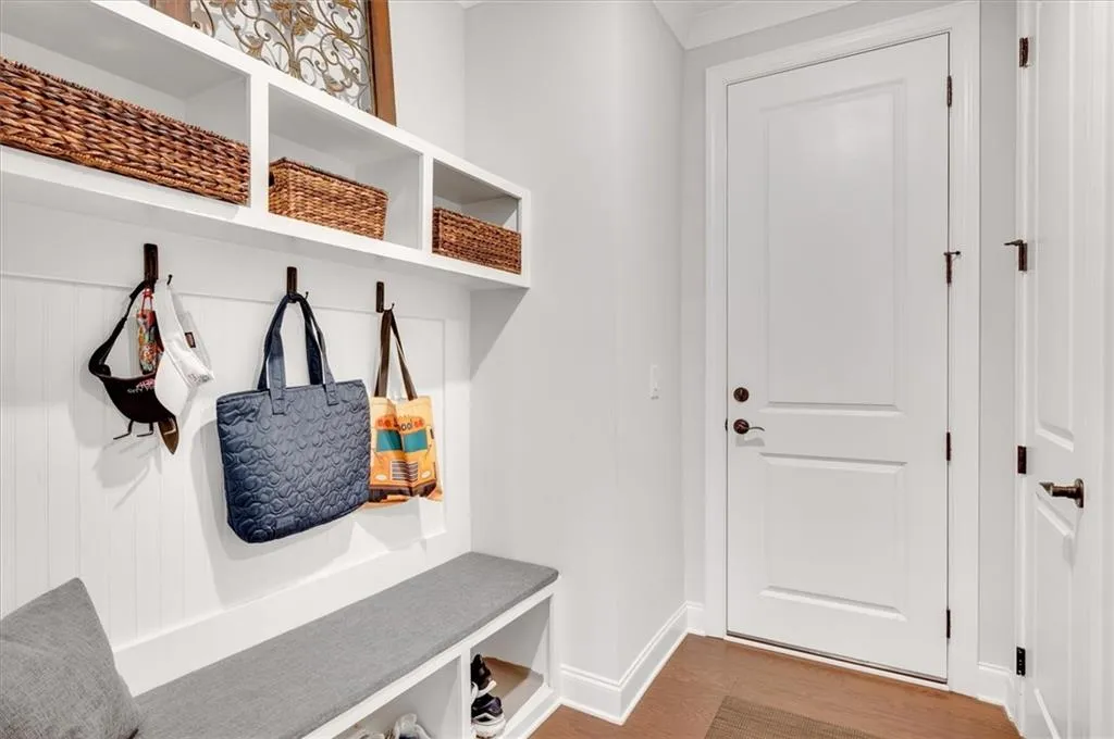 Acworth, Georgia 30101, United States, 3 Bedrooms Bedrooms, ,4 BathroomsBathrooms,Residential,Active,104702