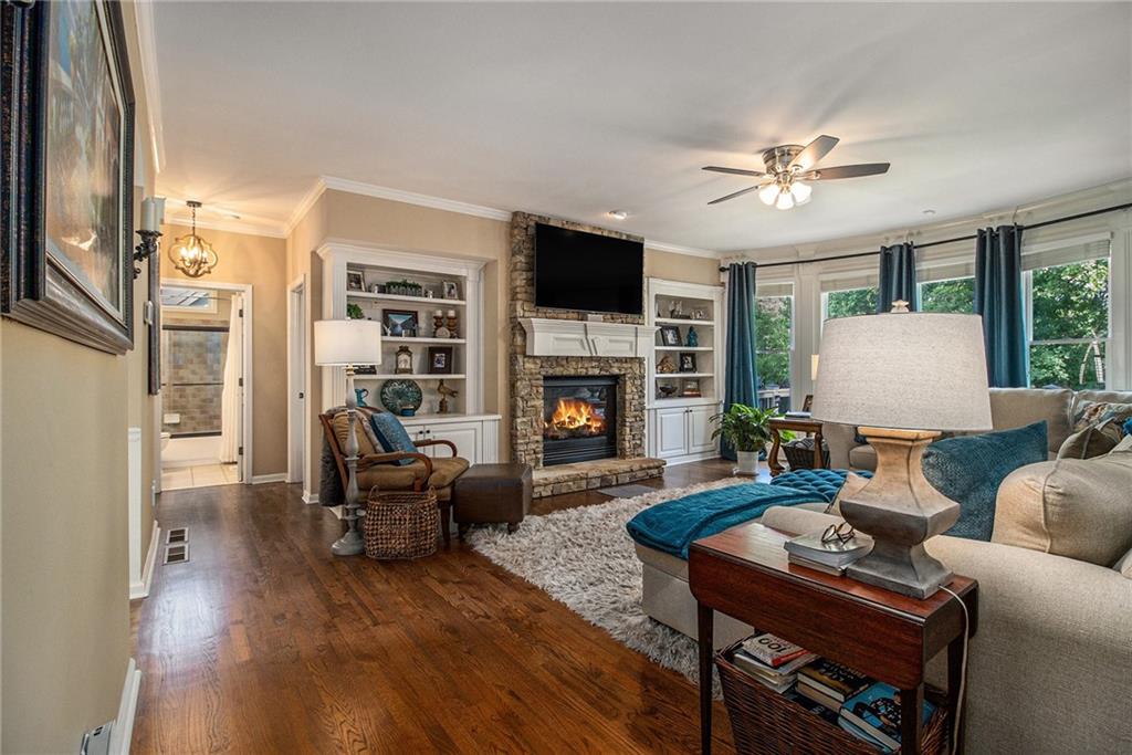 7469 Regatta Way, Flowery Branch, Georgia image 7