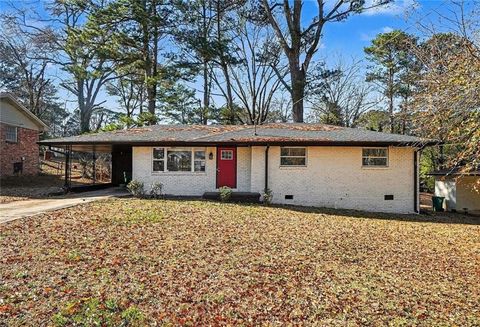 Photo of 1933 Glen Echo Drive, Decatur, GA 30032 (MLS # 7698103)