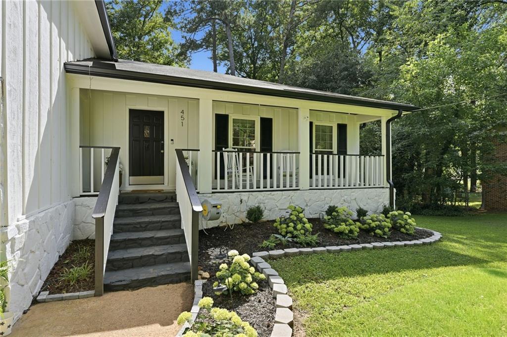 451 Little John Drive NW