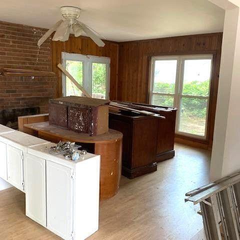 546 Hamilton E Holmes Drive NW