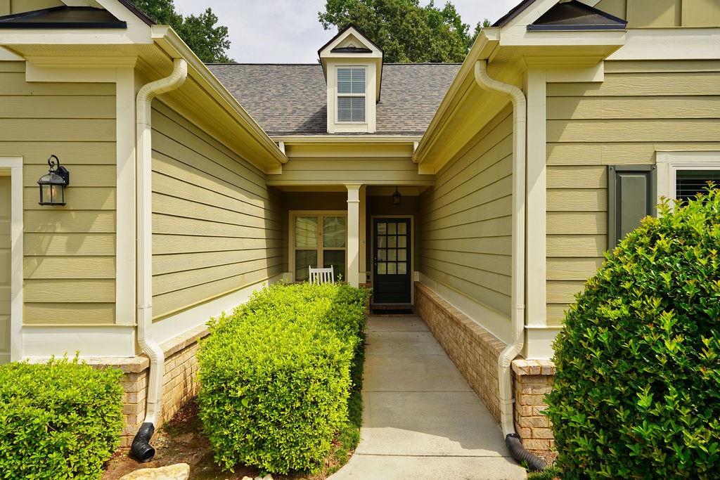3624 Foxtrot Trail NW