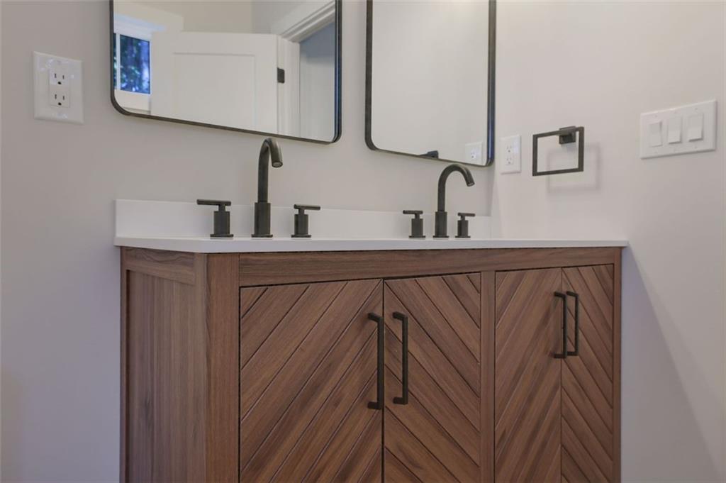 553 Somersby Drive, Dallas, Georgia image 32