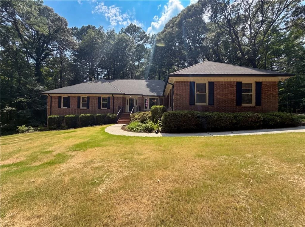 120 Oxford Lane