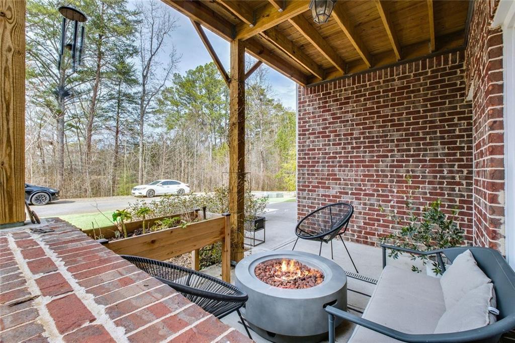 2304 Isla Run Run, Woodstock, Georgia image 40