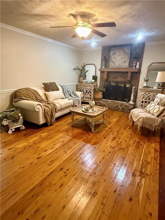 8327 Commanche Court