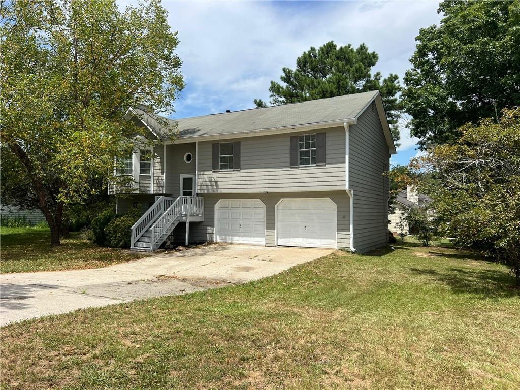 Beautiful 3 bed 2 bath house in a cul de sac. New kitchen with stainless appliances and above range microwave. All hardwood and laminate floors. 2 Bonus rooms in the lower level. 1 Car garage. Ready for move in. Please note the requirements:5 years of rental history; No evictions; No bankruptcies; Non smoker; No criminal background; Deposit is the same as rent; Non refundable application fee is $75; Call regarding pets.