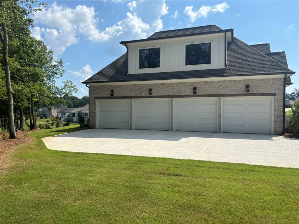2819 Kestrel Drive