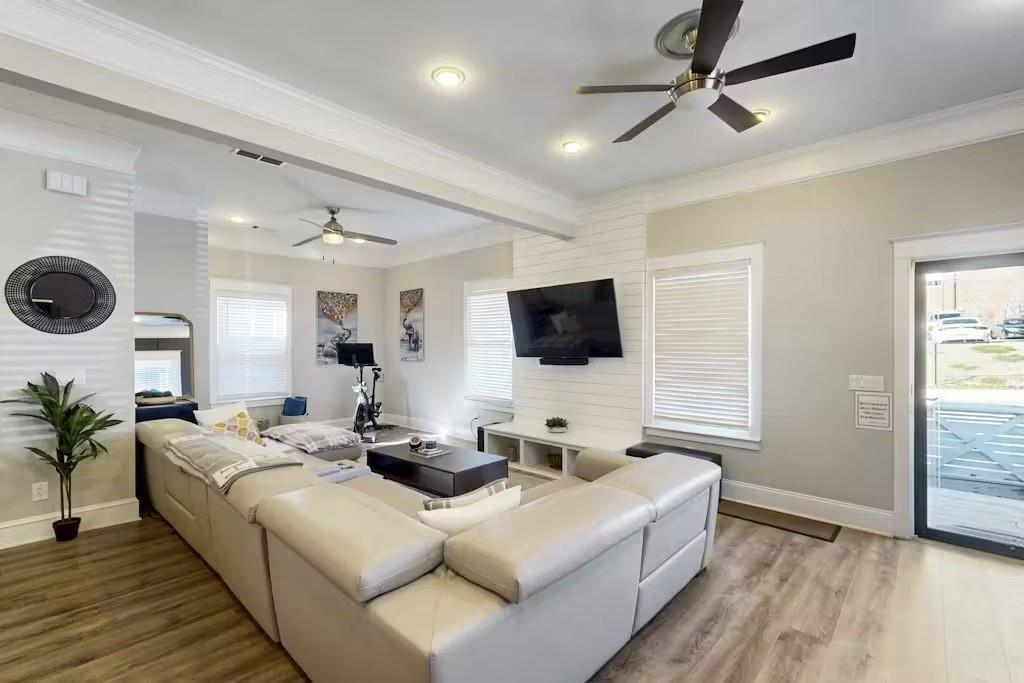 153 Randolph Street NE