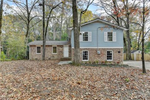 A home in Lilburn