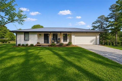Homes For Sale - 4283 Hiram Lithia Springs Road<br/> Powder Springs, GA 30127