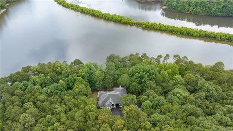 A home in Dahlonega