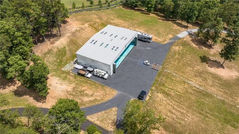 A home in Dahlonega