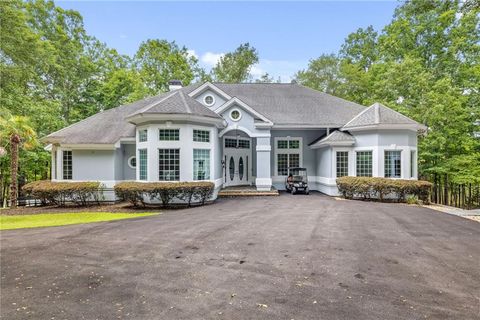 A home in Dahlonega