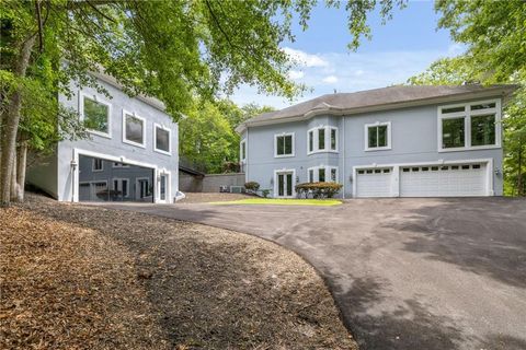 A home in Dahlonega