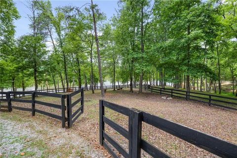 A home in Dahlonega