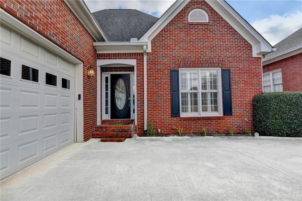 2324 Blackberry Court