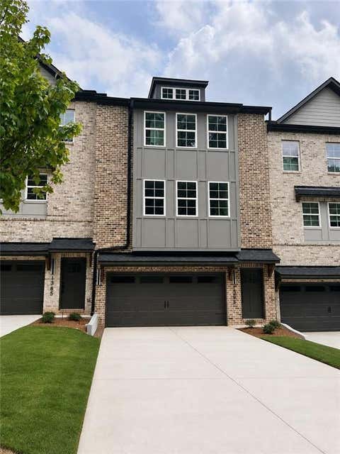 Townhouse For Sale - 1161 Dahlonega Highway #11<br/> Cumming, GA 30040