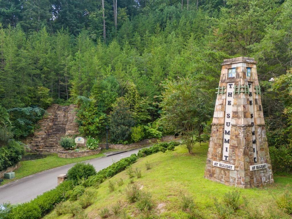 179 Summit View