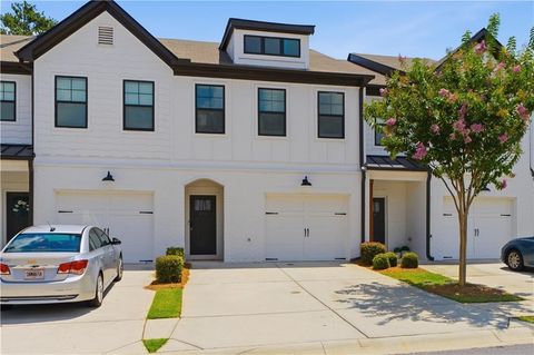 Townhouse For Sale - 151 N Auburn Landing Place<br/> Auburn, GA 30011