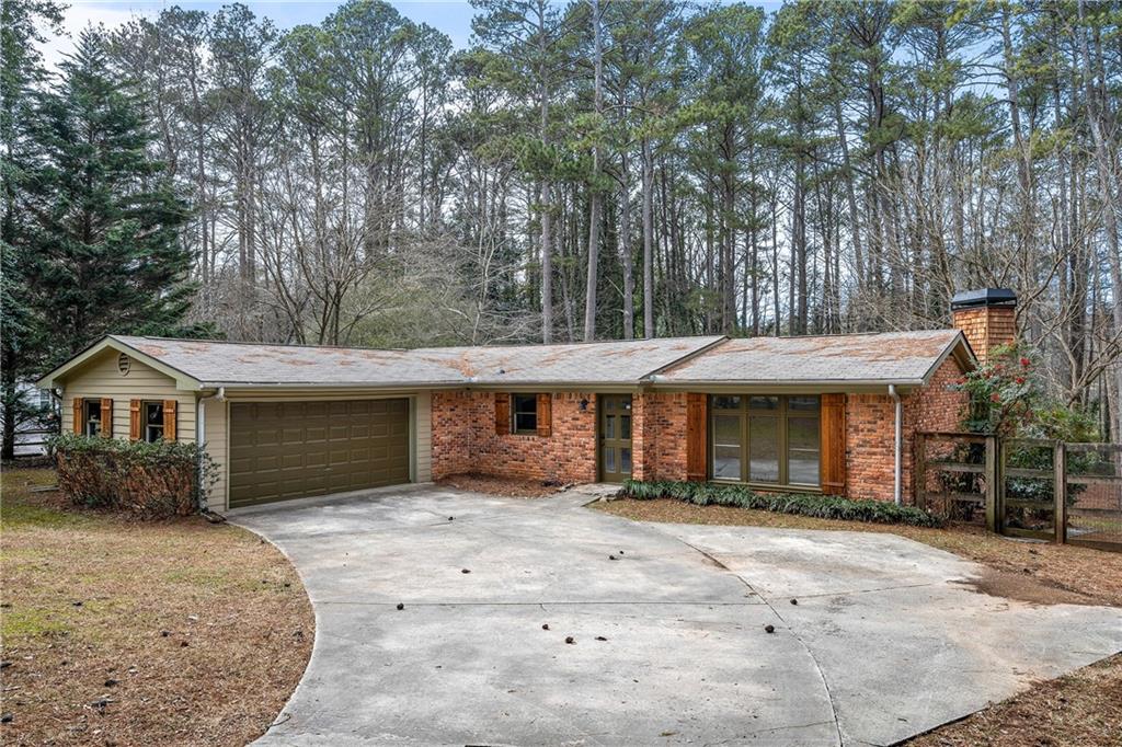 2468 Ridgeway Drive, Atlanta, Georgia image 1