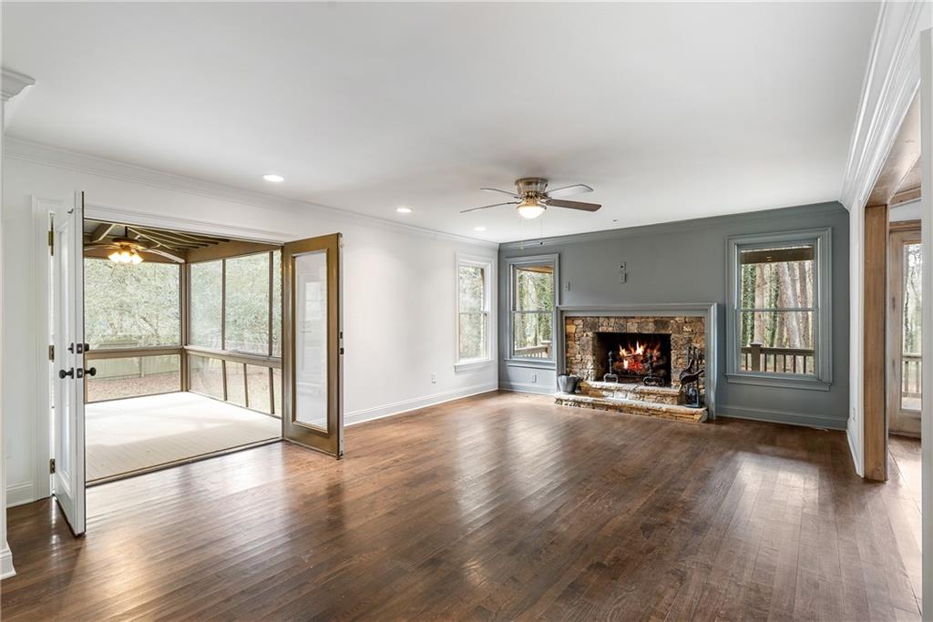 2468 Ridgeway Drive, Atlanta, Georgia image 15