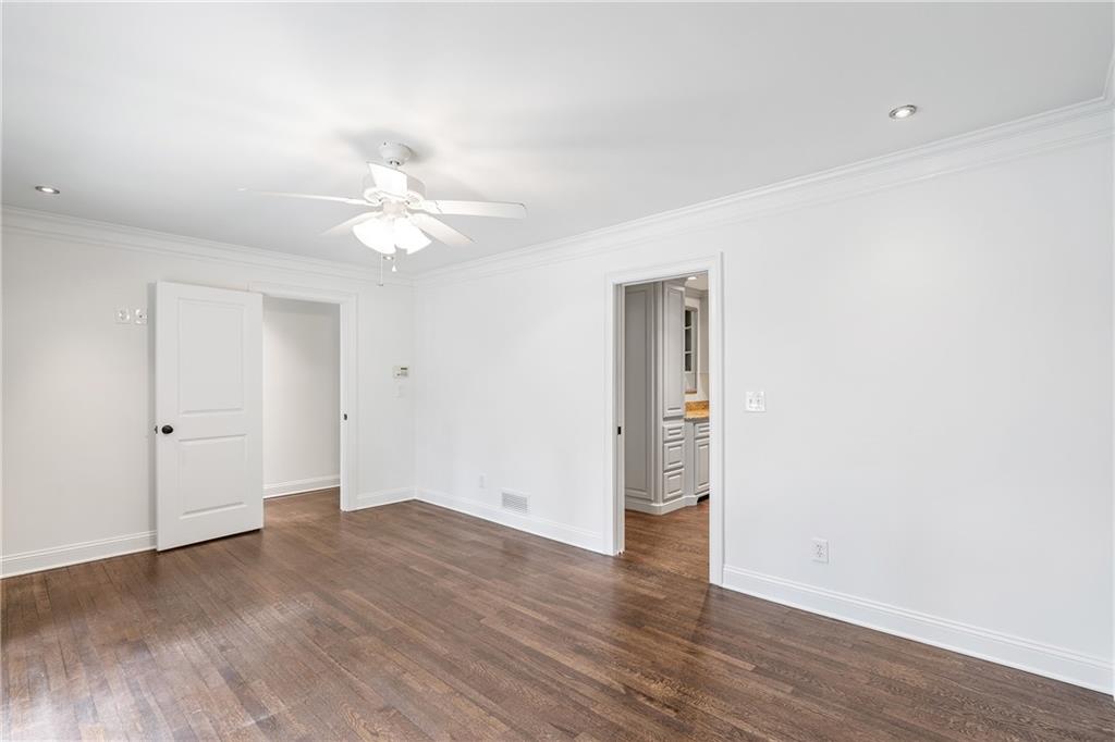 2468 Ridgeway Drive, Atlanta, Georgia image 20
