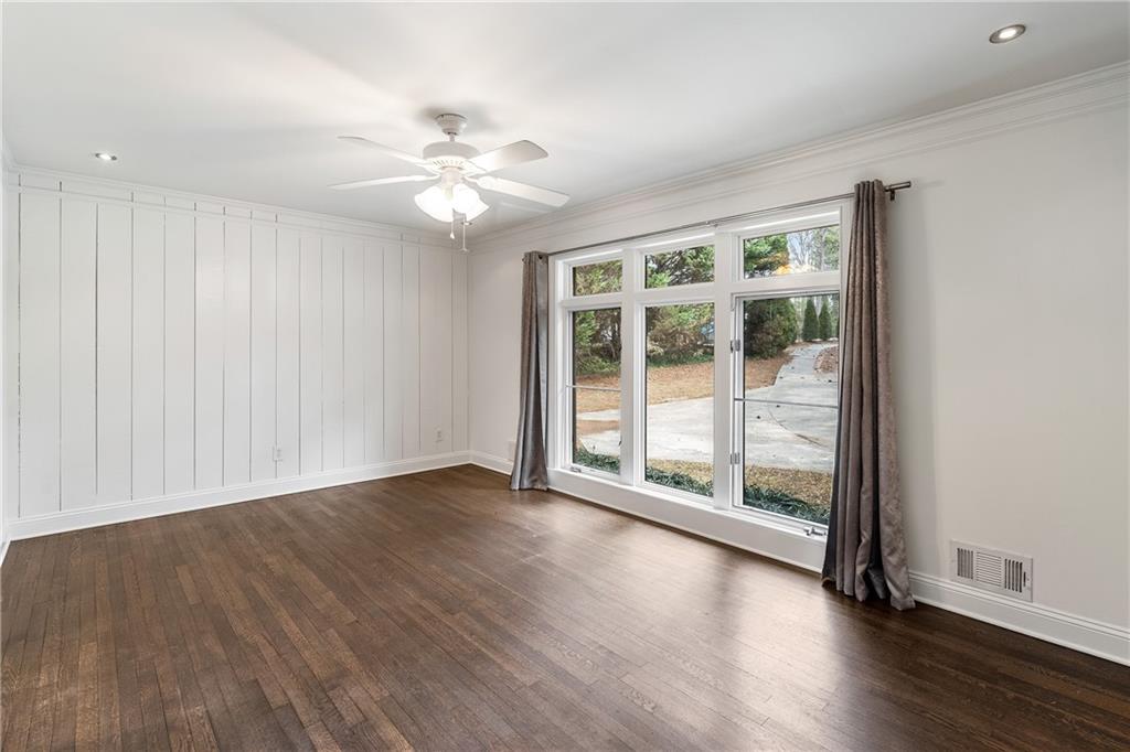 2468 Ridgeway Drive, Atlanta, Georgia image 19