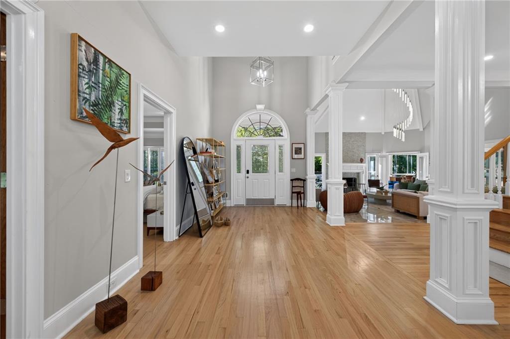 125 W Meadows Court