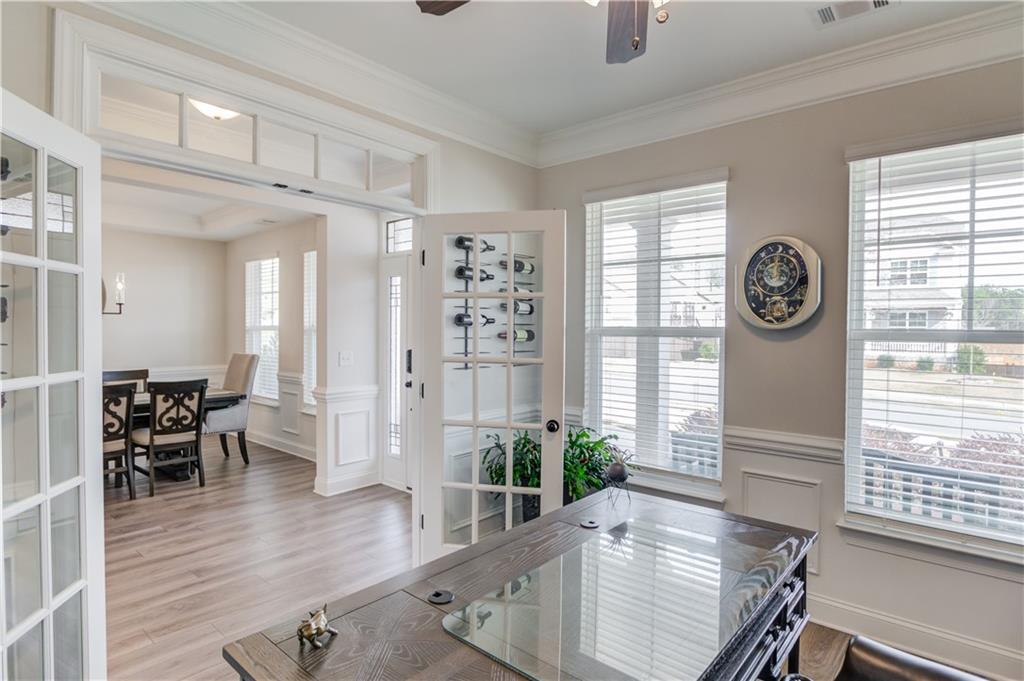 6837 Benjamin Drive, Flowery Branch, Georgia image 3
