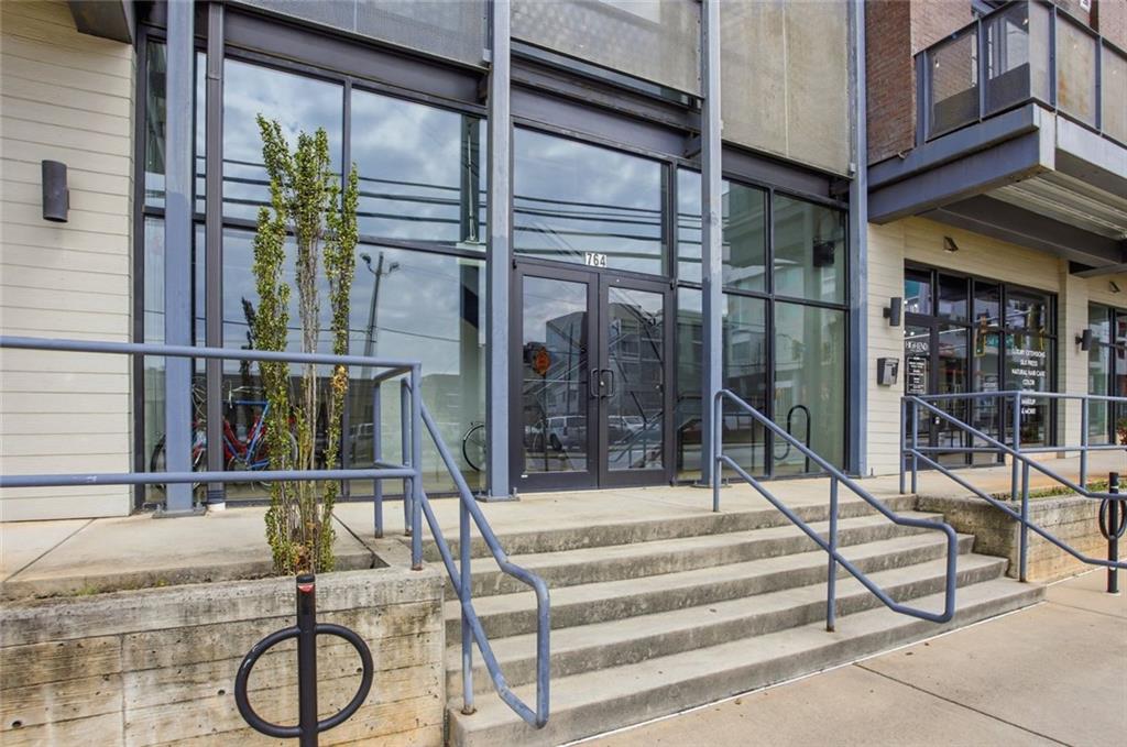 764 Memorial Drive SE 12