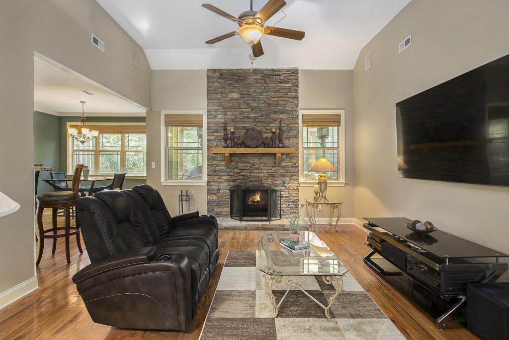 212 Westwind Drive
