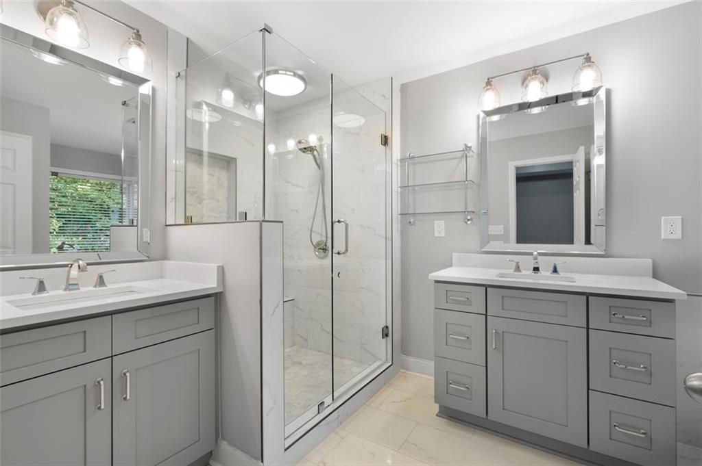 Cambridge Townhomes - Residential
